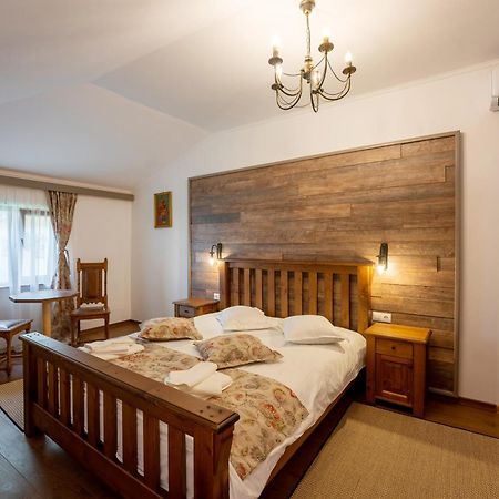 Hotel Carolina House à Sighişoara Extérieur photo