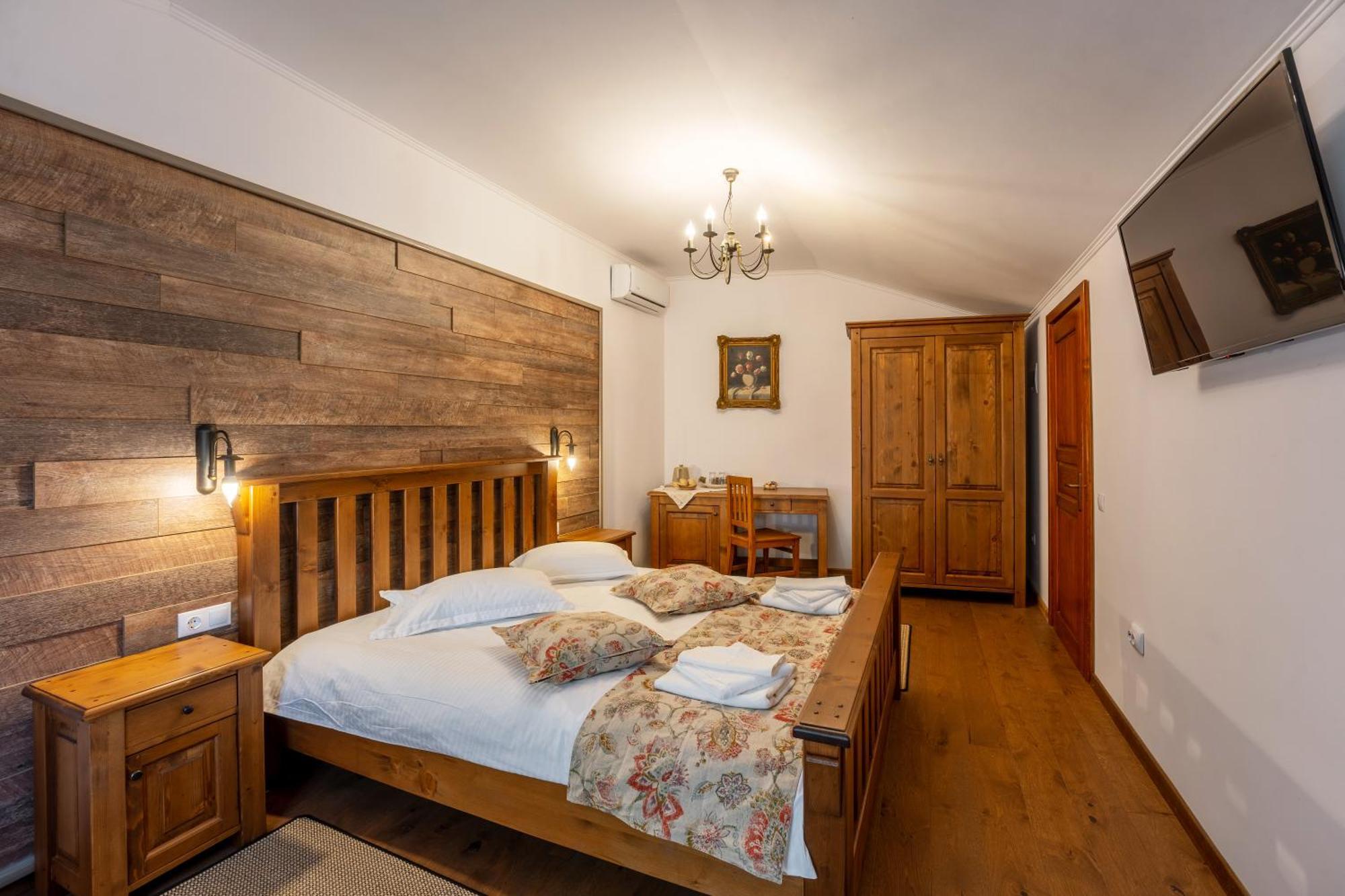 Hotel Carolina House à Sighişoara Extérieur photo