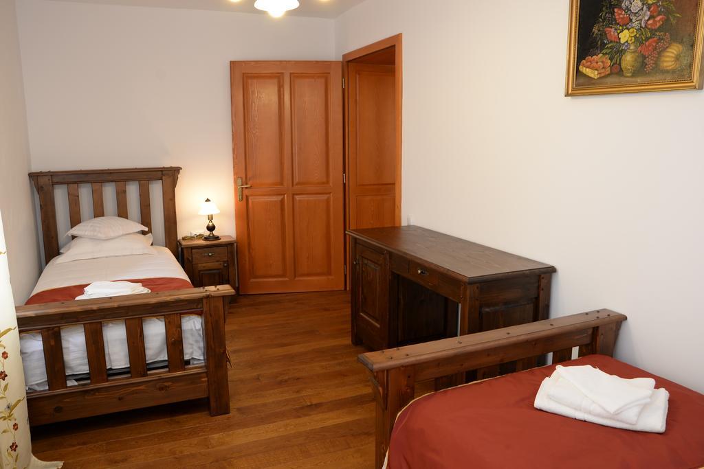 Hotel Carolina House à Sighişoara Extérieur photo