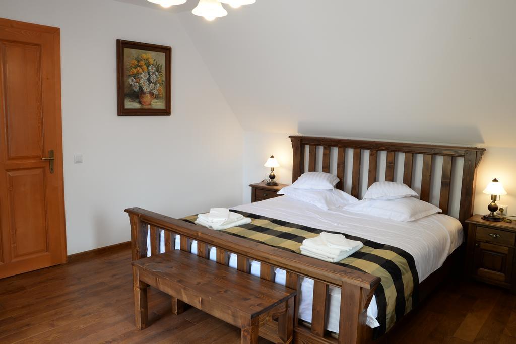 Hotel Carolina House à Sighişoara Extérieur photo
